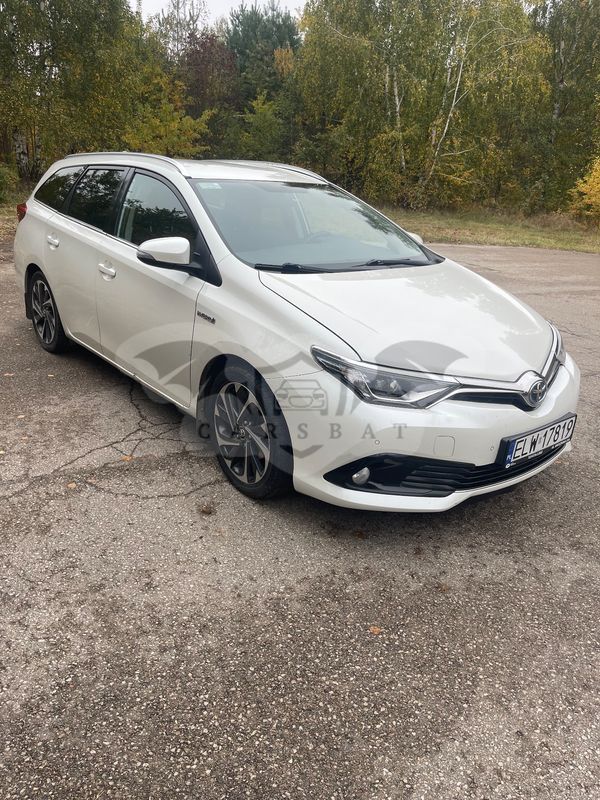 Toyota Auris II Hybrid 135 Comfort 2016