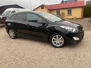 Hyundai i30 II 1.6 CRDi Premium 2014
