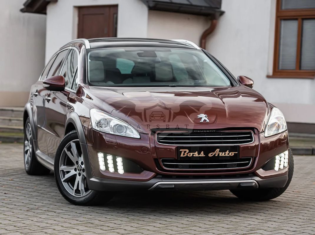 Peugeot 508 I RXH 2.0 HDi HYbrid4 2012