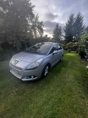 Peugeot 5008 I 2013
