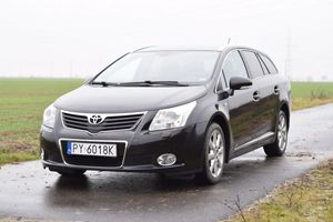 Toyota Avensis III 2.2 D-CAT Executive 2010