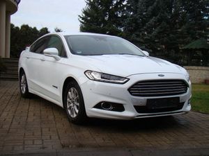 Ford Mondeo Mk5 2.0 Hybrid Titanium 2018