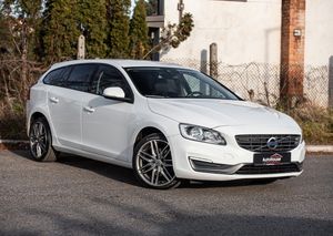 Volvo V60 I D4 Geartronic Summum 2015