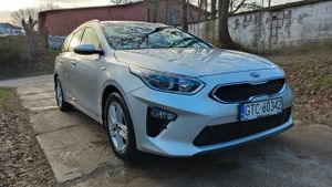 Kia Ceed III 1.6 CRDi mHEV M DCT 2021