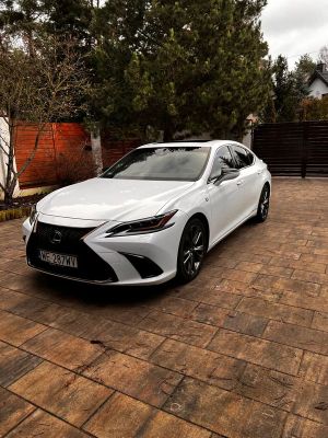 Lexus ES 300h F Sport 2019