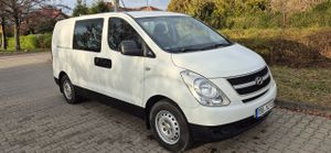 Hyundai H1 2010