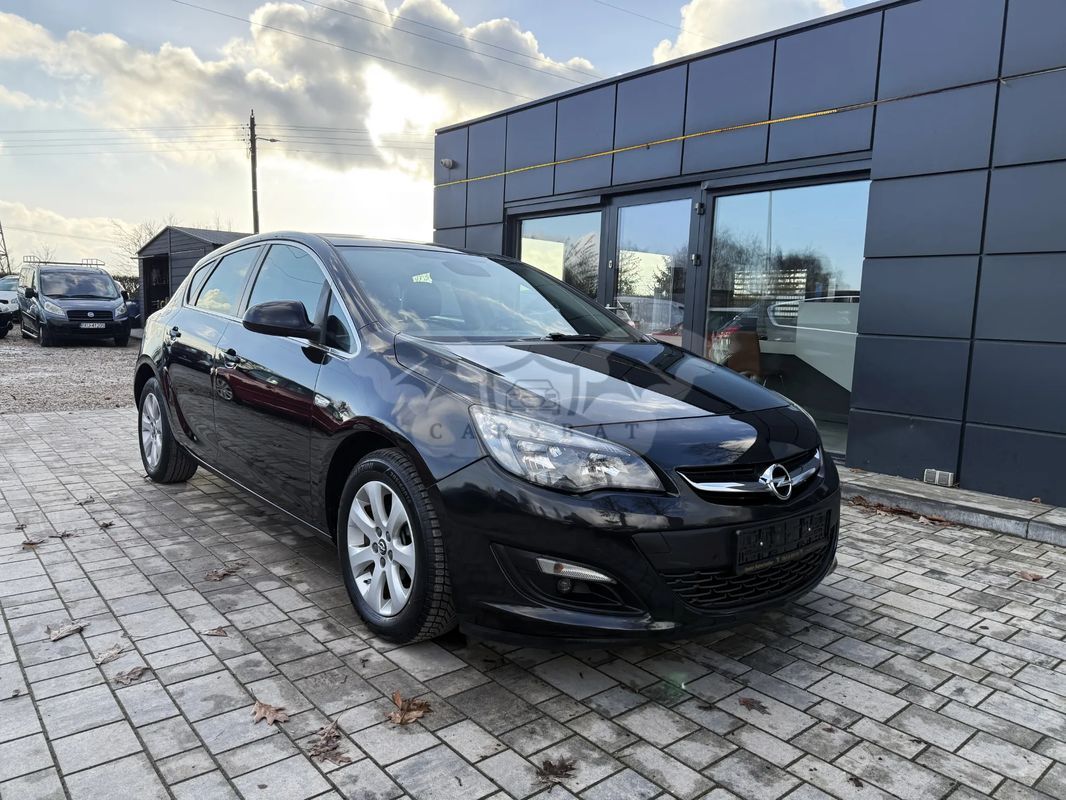 Opel Astra J 1.4 T Cosmo 2014