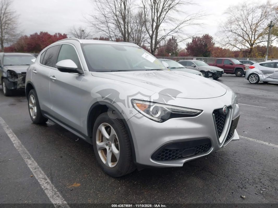 Alfa Romeo Stelvio 2017