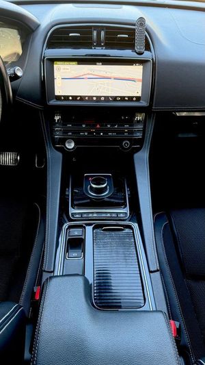 Jaguar F-Pace 2.0 i4D AWD R-Sport 2018