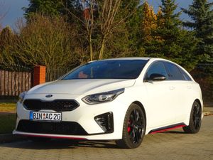 Kia Ceed 1.6 T-GDI GT DCT 2019
