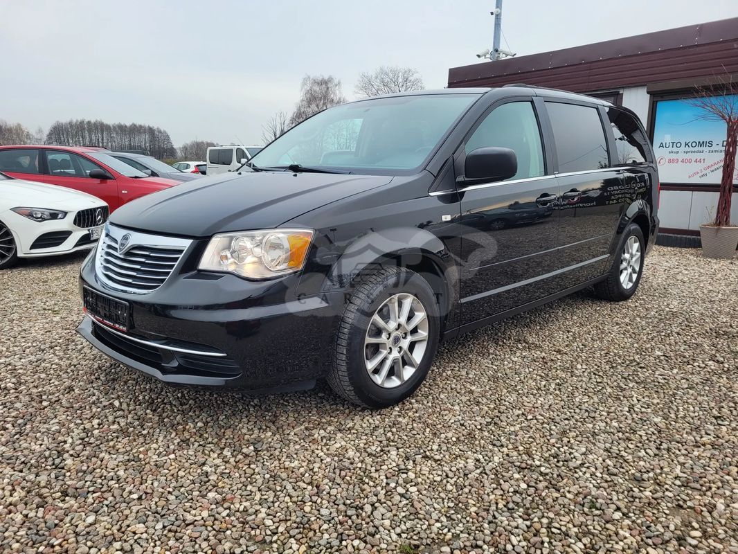 Lancia Voyager 2.8 CRD16v Gold 2012