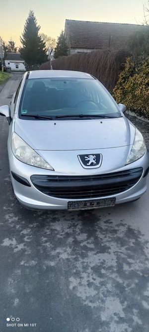 Peugeot 207 75 Filou 2006