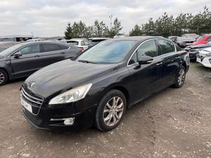 Peugeot 508 I e-HDi FAP 110 EGS6 Active 2011