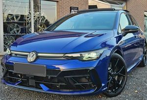 Volkswagen Golf VIII 2025