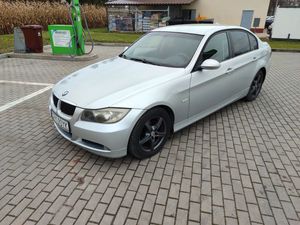 BMW 3 Series E90/E91/E92/E93 318d 2006