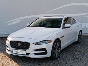 Jaguar XE 2020