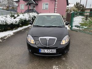 Lancia Ypsilon 2011