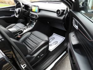 MG EHS Luxury 2021