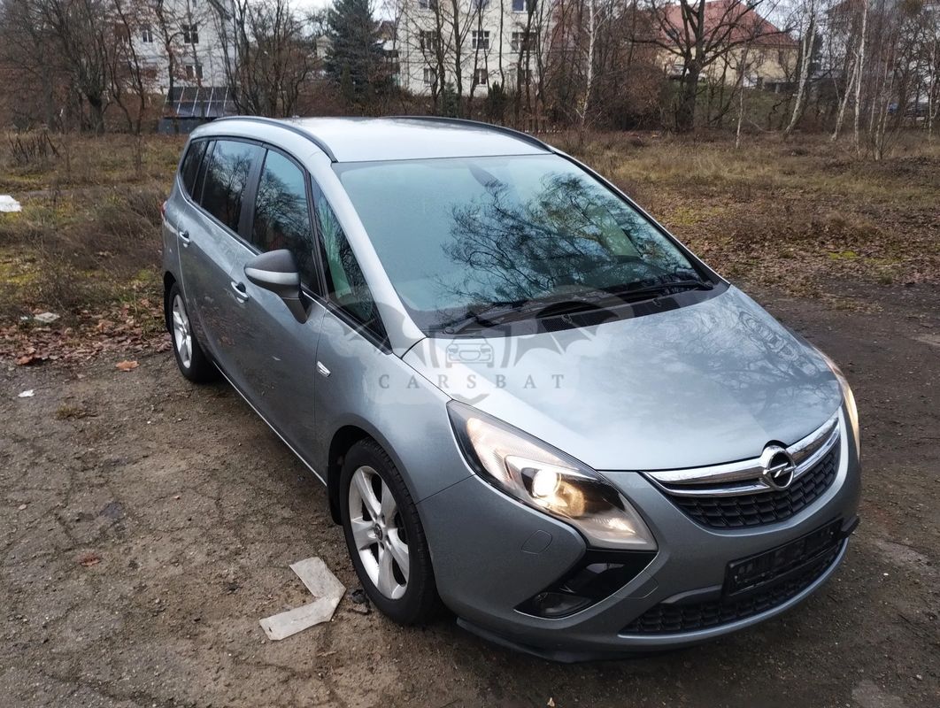 Opel Zafira C Tourer 1.4 Turbo Sport 2012