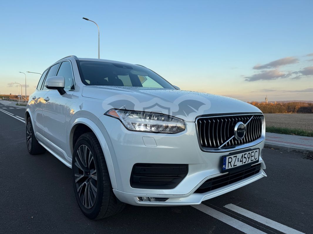 Volvo XC90 II T5 AWD Momentum 7os 2022