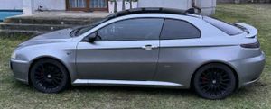 Alfa Romeo GT 2005