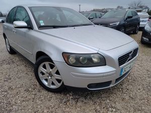 Volvo S40 II 2.0D DPF Momentum 2004