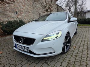 Volvo V40 II D4 Geartronic RDesign 2017