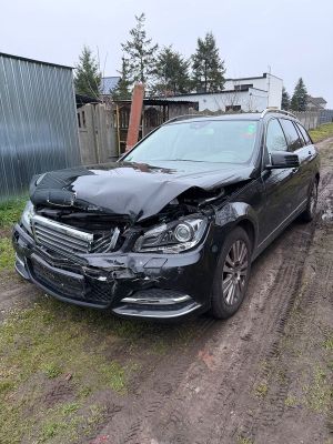 Mercedes-Benz C W204 200 CDI DPF Automatik BlueEFFICIENCY Elegance 2013