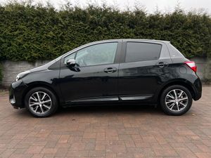 Toyota Yaris III 1.5 Premium 2018