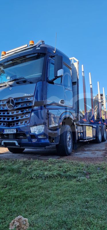 Mercedes-Benz Arocs 2016