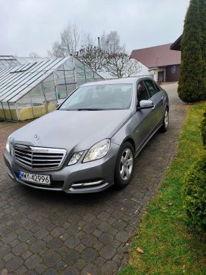 Mercedes-Benz E W212/W207 300 CDI DPF BlueEFFICIENCY 7G-TRONIC Avantgarde 2011