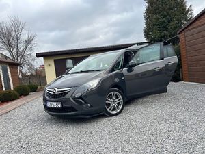 Opel Zafira C 2012