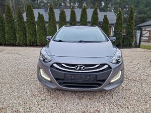 Hyundai i30 II i30cw 1.6 CRDi Fifa World Cup Edition 2014