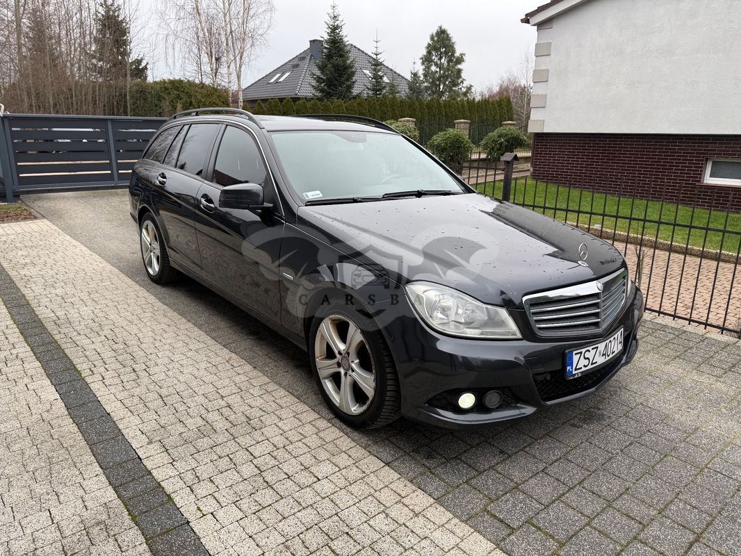 Mercedes-Benz C W204 200 CGI BlueEFFICIENCY Elegance 2013