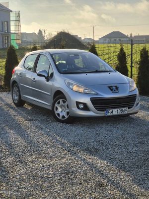 Peugeot 207 1.6 HDi 2011