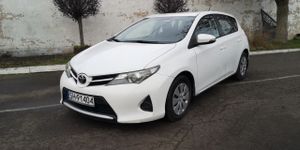 Toyota Auris II 1.4 D-4D Active 2014