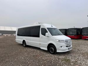Mercedes-Benz Sprinter 2025
