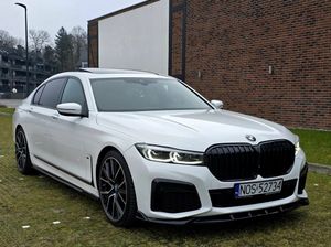 BMW 7 Series G11/12 740Li xDrive 2021