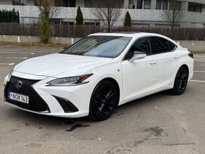Lexus ES 300h F Sport 2022