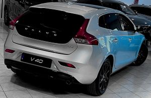 Volvo V40 II 2015
