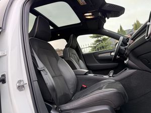 Volvo XC40 Recharge 82 kWh Twin Motor Ultimate 2021