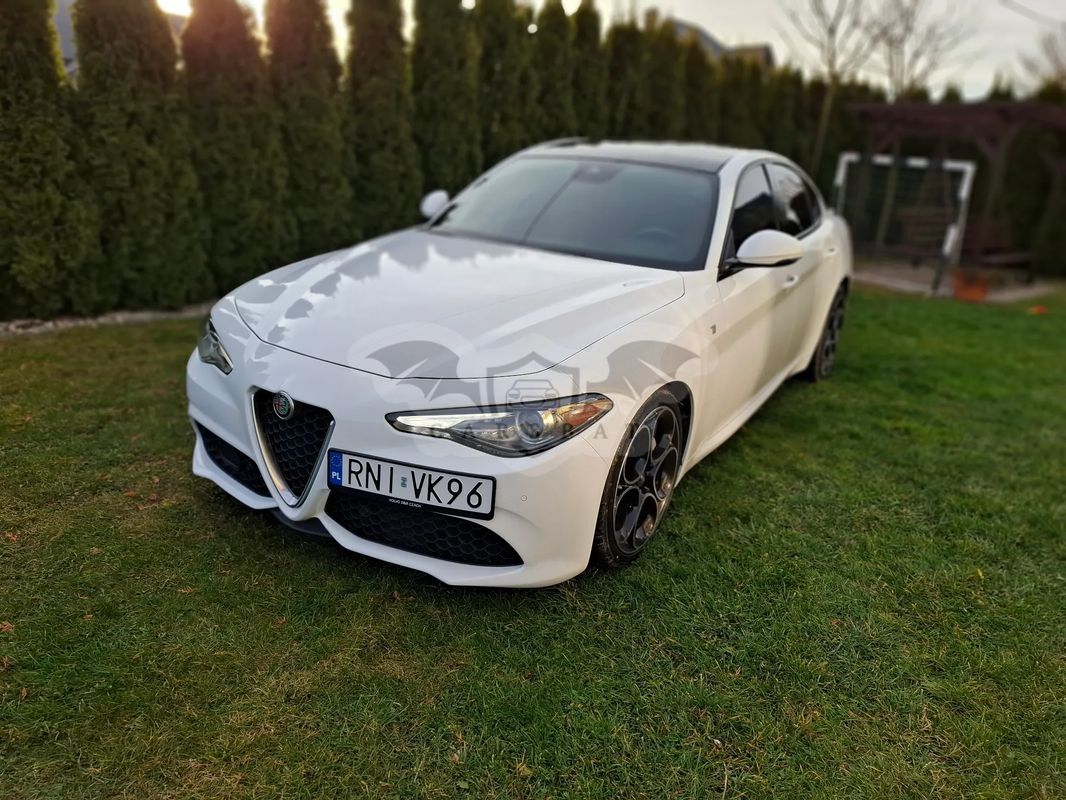 Alfa Romeo Giulia 2.0 Turbo 16V AT8 Veloce 2021