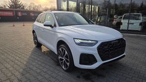 Audi Q5 FY 2022