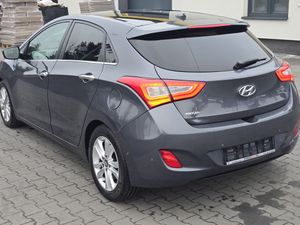 Hyundai i30 II 1.6 CRDI DCT Premium 2016