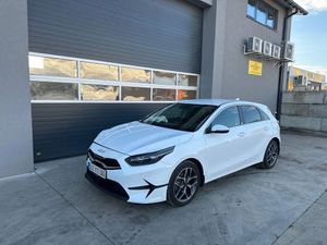 Kia Ceed III 1.5 T-GDI Tribute DCT 2025