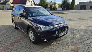 Mitsubishi Outlander III 2.2 DI-D 2WD Plus 2014