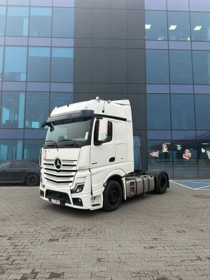 Mercedes-Benz Actros 2023