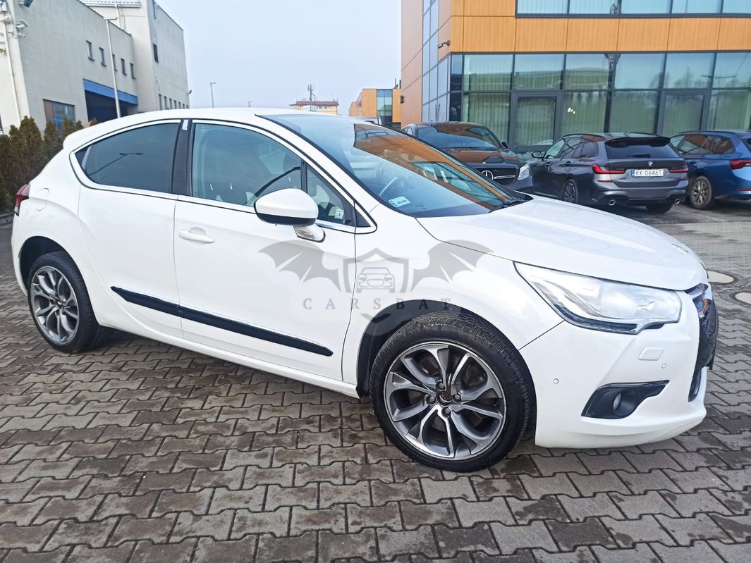 Citroën DS4 THP 200 SportChic 2011