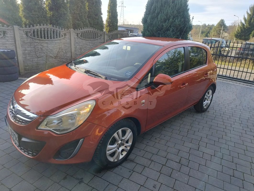 Opel Corsa D 1.4 16V Color Elegance 2011