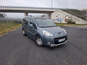 Peugeot Partner II 2011